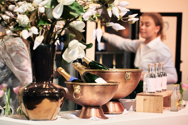 Champangebar, mässa, vin