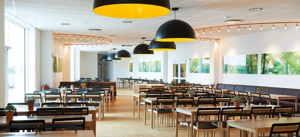 Forest restaurang, stolar och bord, Malmömässan
